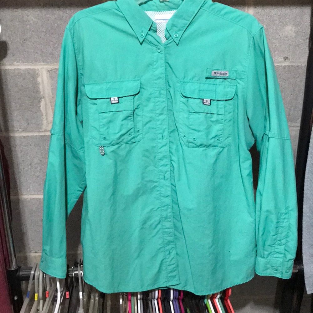 Columbia fishing button up shirt